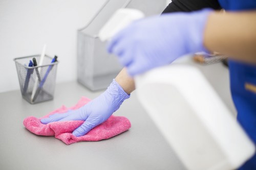 Professional deep cleaning in an N1 apartment kitchen