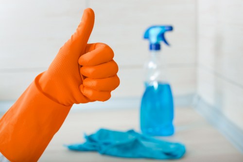 Professional carpet deep cleaning for a staircase or hallway in N1
